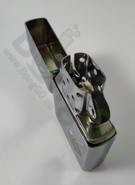 Zapaľovač ZIPPO