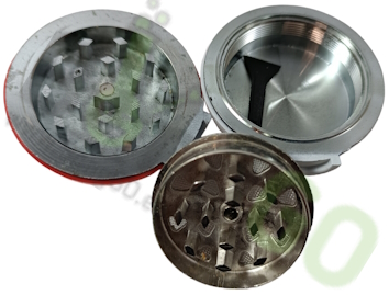 Metal grinder Pokeball